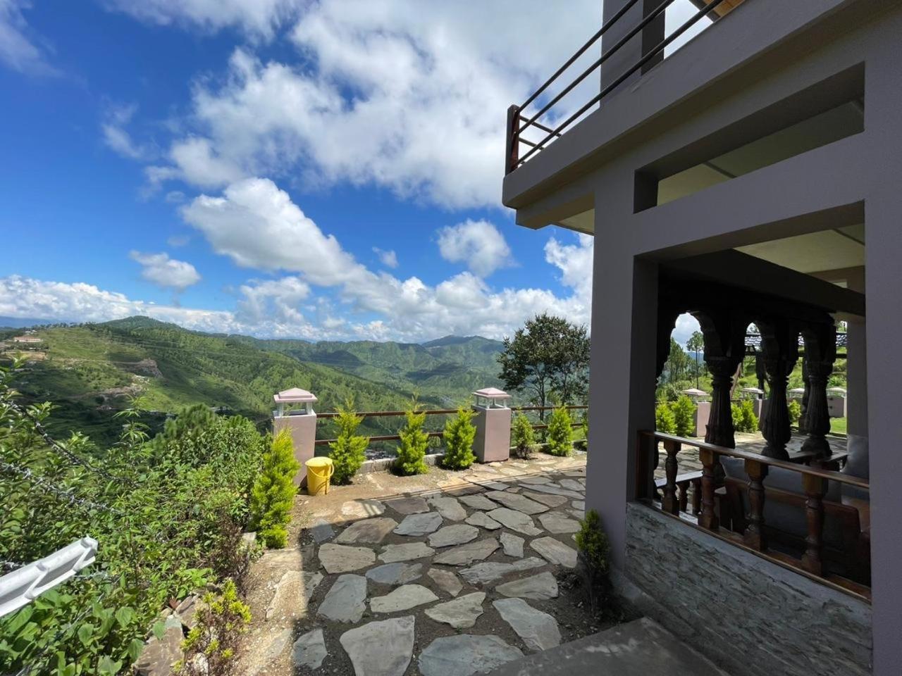 Bsr Farms Resort Pauri Exterior photo